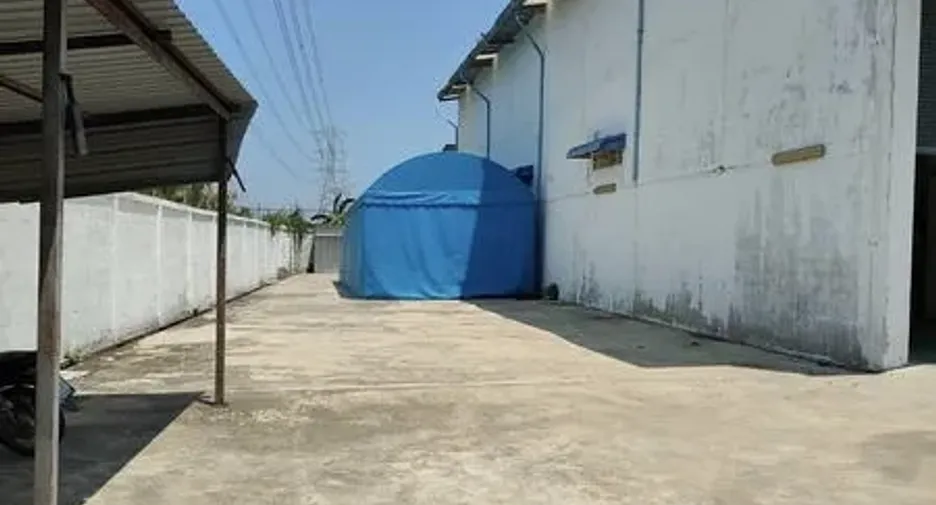 For sale warehouse in Sai Noi, Nonthaburi