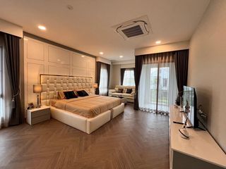 For rent and for sale 1 bed house in Saphan Sung, Bangkok