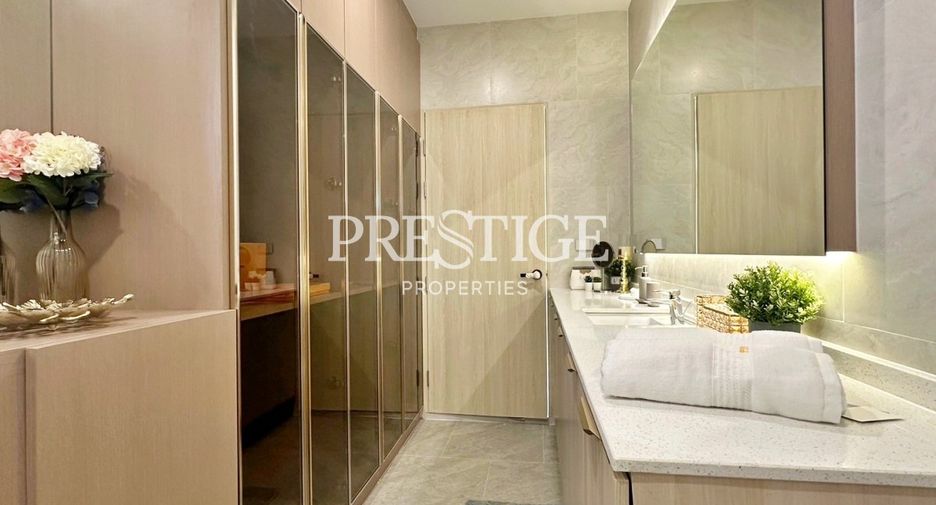 For sale 4 bedrooms house in Bang Lamung, Chonburi