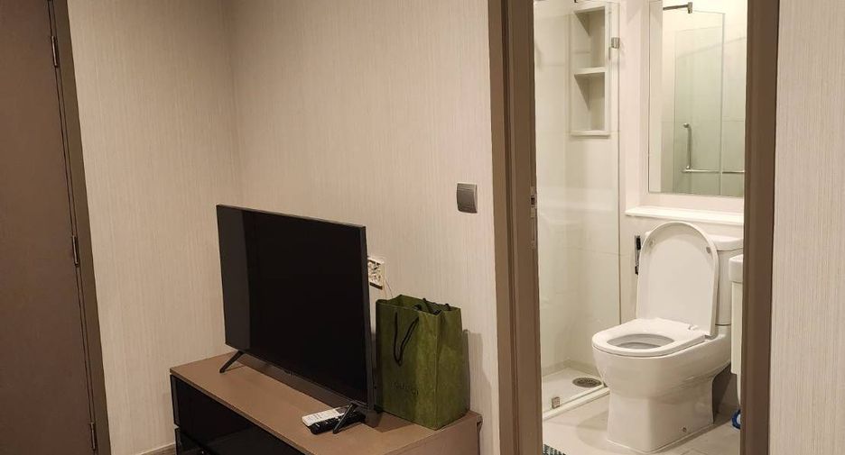 For sale studio condo in Huai Khwang, Bangkok