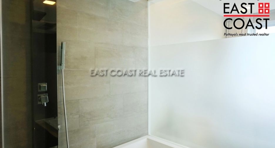 For sale 2 ベッドルーム condo in Bang Lamung, Chonburi