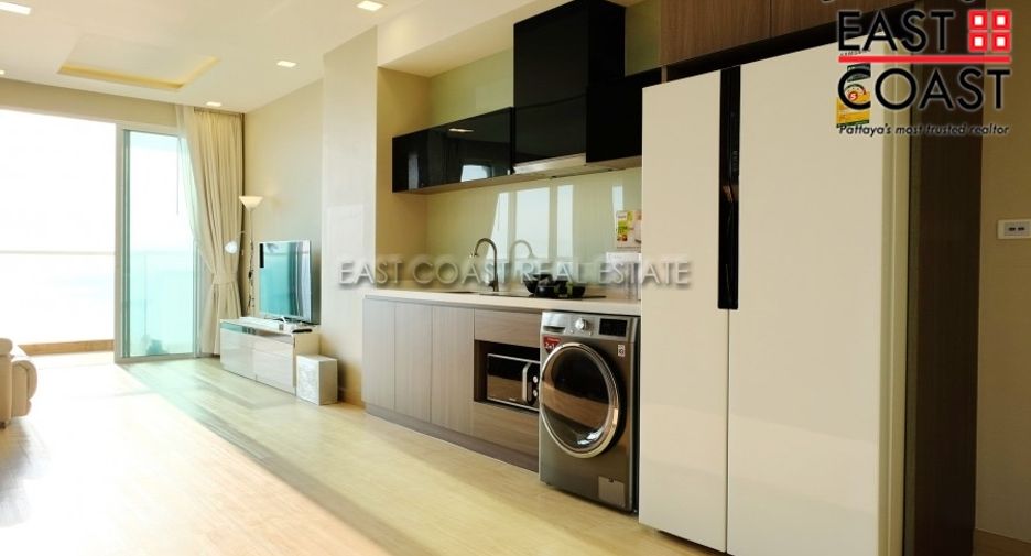 For sale 2 ベッドルーム condo in Bang Lamung, Chonburi