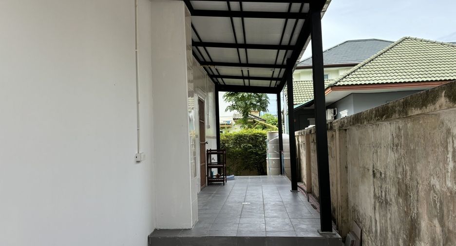 For rent 3 bed house in Mueang Rayong, Rayong