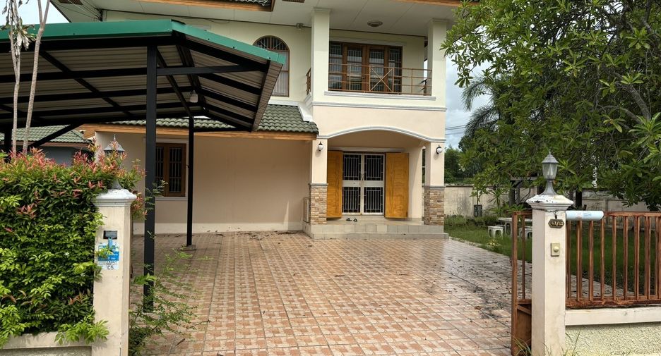 For rent 3 bed house in Mueang Rayong, Rayong