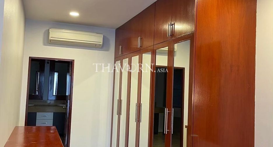 For sale 5 bedrooms house in Bang Lamung, Chonburi