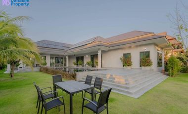 For sale 5 Beds villa in Cha Am, Phetchaburi
