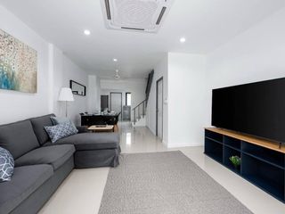 For rent 4 bed townhouse in Ko Samui, Surat Thani