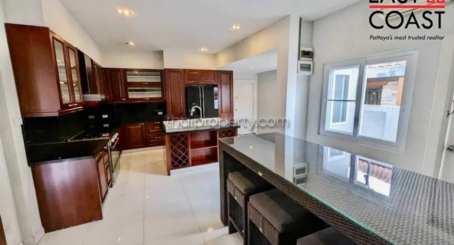 Casa en venta de 2 habitaciones en Bang Lamung, Chonburi