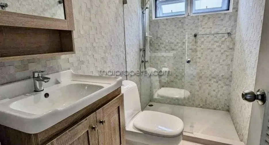 Casa en venta de 2 habitaciones en Bang Lamung, Chonburi