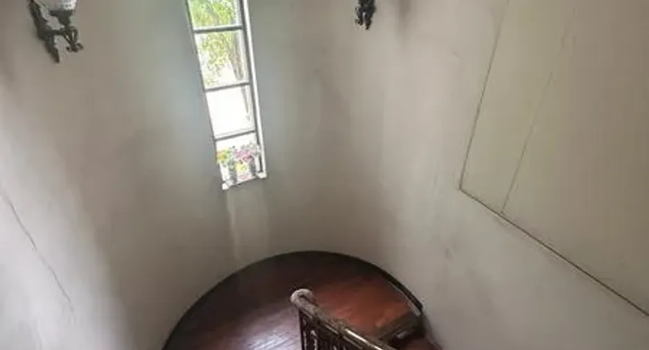 For sale 6 bedrooms house in Phra Khanong, Bangkok