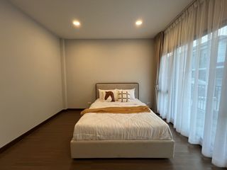 For rent and for sale 4 bed house in Bang Phli, Samut Prakan