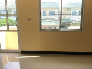 For sale 4 Beds house in Don Mueang, Bangkok