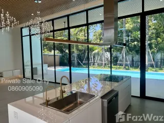 For sale 4 Beds house in Lak Si, Bangkok