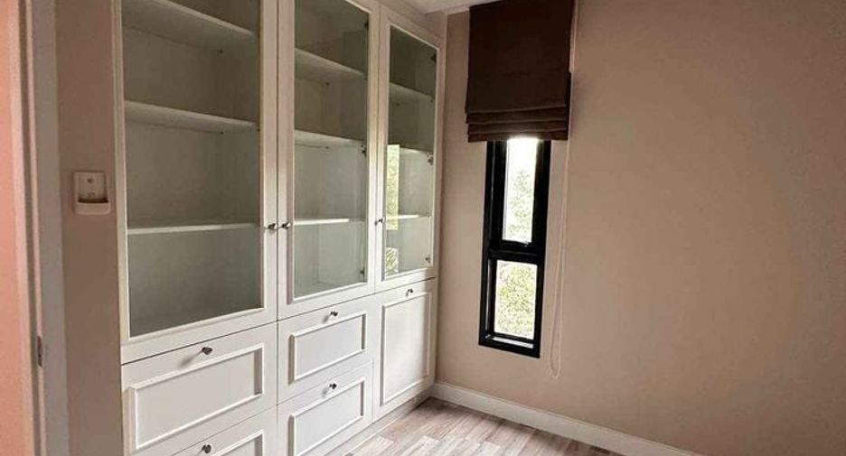 For sale 2 Beds condo in Lak Si, Bangkok