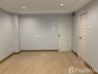 For sale 1 Beds condo in Don Mueang, Bangkok