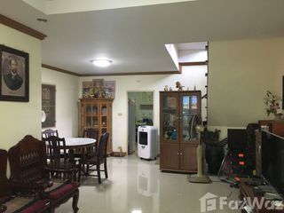 For sale 4 Beds house in Don Mueang, Bangkok