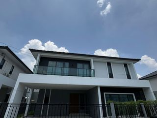 For rent 4 Beds house in Don Mueang, Bangkok