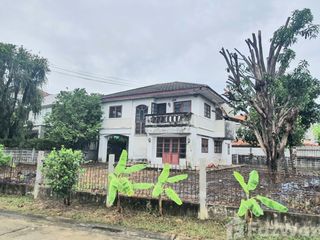 For sale 4 Beds house in Lak Si, Bangkok