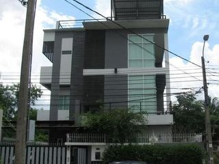 For sale 4 Beds house in Lak Si, Bangkok