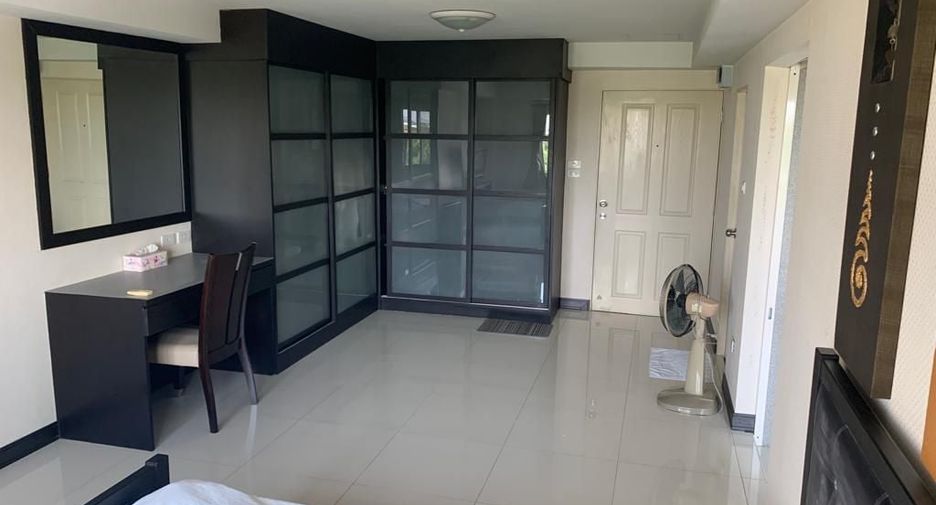 For sale 2 Beds condo in Don Mueang, Bangkok