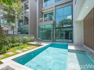 For sale 5 Beds house in Lak Si, Bangkok
