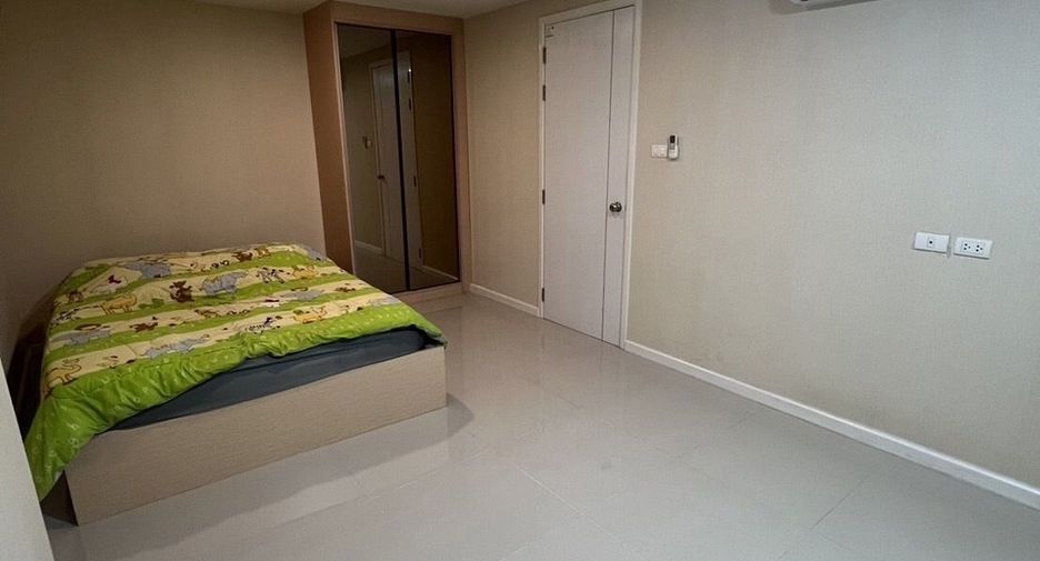 For sale 1 Beds condo in Don Mueang, Bangkok