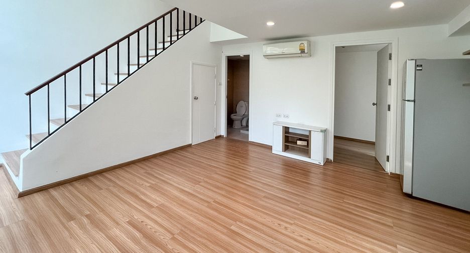 For sale 2 Beds condo in Lak Si, Bangkok