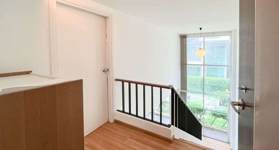 For sale 2 Beds condo in Lak Si, Bangkok