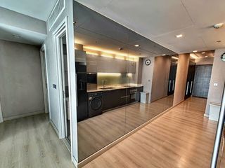 For sale 3 bed condo in Phaya Thai, Bangkok