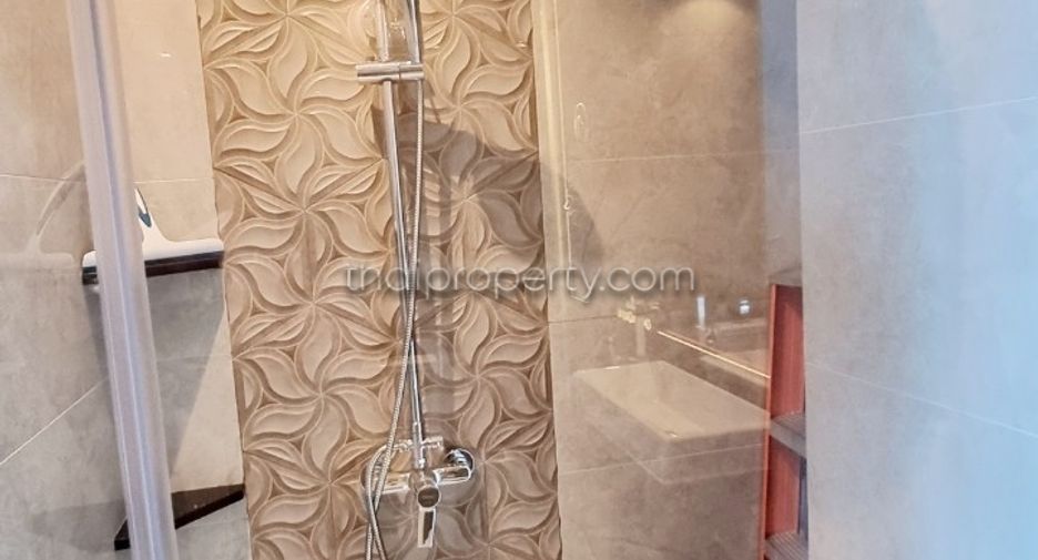 À vendre 2 chambres condo à Bang Lamung, Chonburi