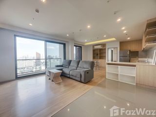 For sale 3 bed condo in Phaya Thai, Bangkok