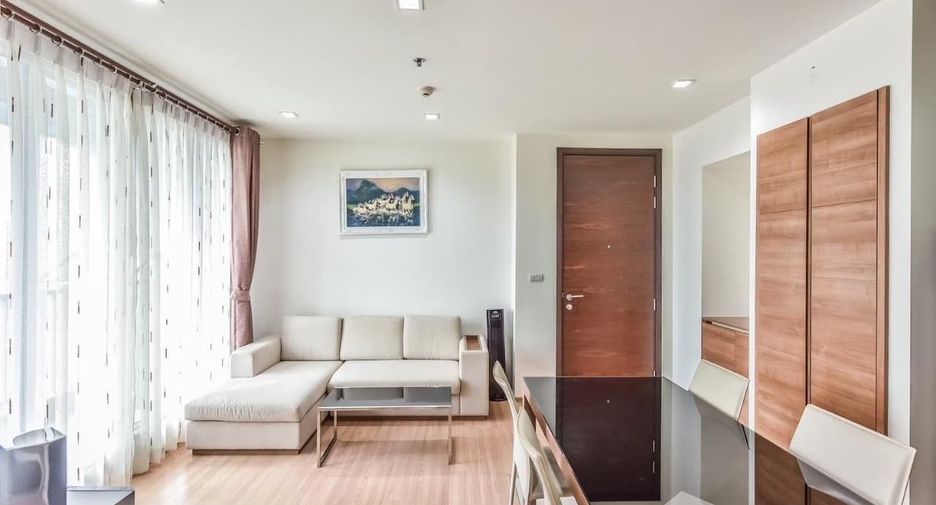 For rent 2 Beds condo in Phaya Thai, Bangkok