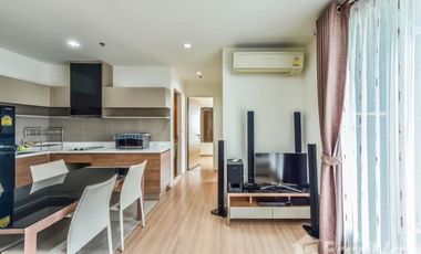 For rent 2 bed condo in Phaya Thai, Bangkok