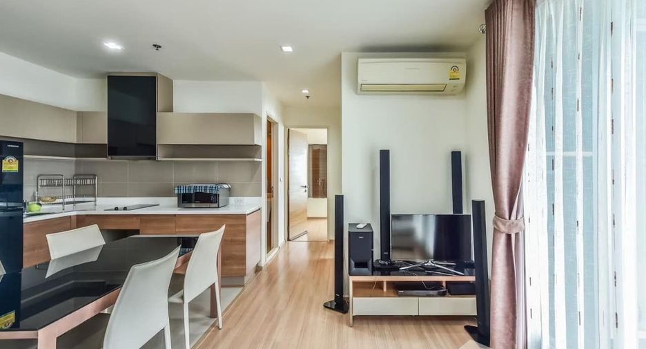 For rent 2 Beds condo in Phaya Thai, Bangkok