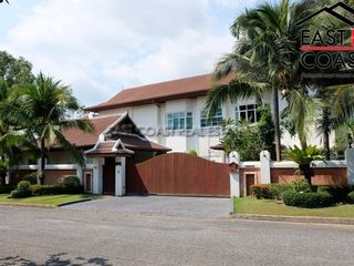 For rent and for sale 5 bed house in Bang Lamung, Chonburi