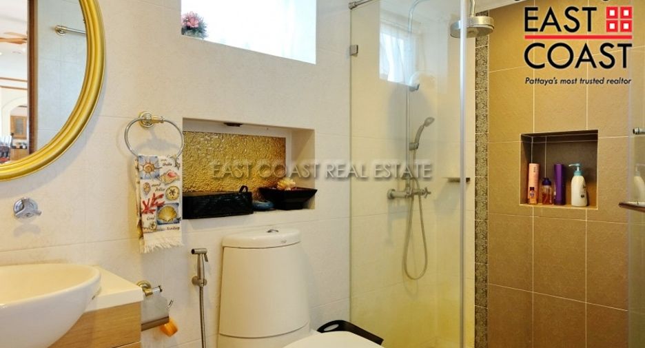 À vendre et à louer 5 chambres maison à Bang Lamung, Chonburi