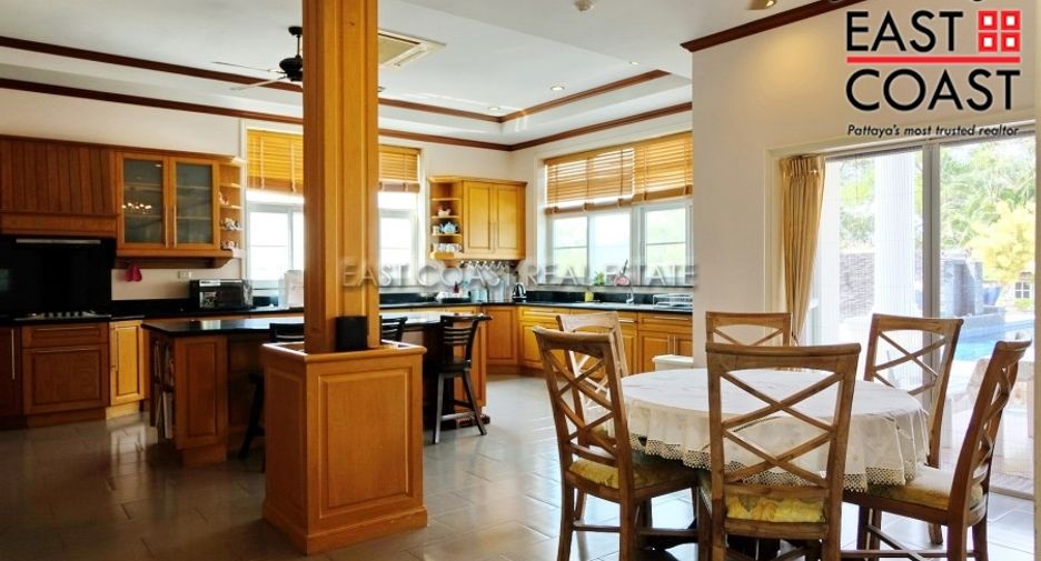 À vendre et à louer 5 chambres maison à Bang Lamung, Chonburi