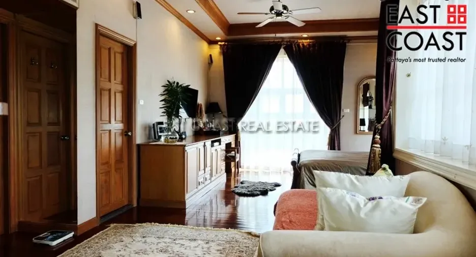 For rent and for sale 5 bedrooms house in Bang Lamung, Chonburi
