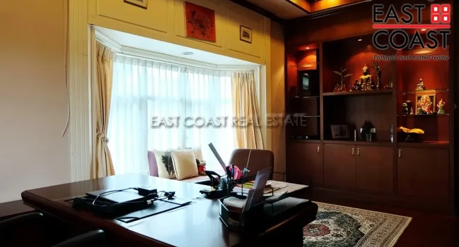 For rent and for sale 5 bedrooms house in Bang Lamung, Chonburi