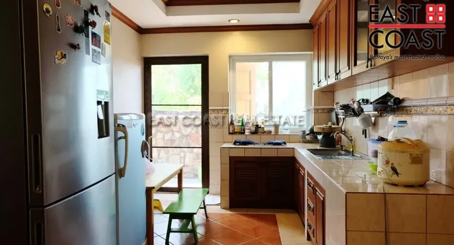 For rent and for sale 5 bedrooms house in Bang Lamung, Chonburi