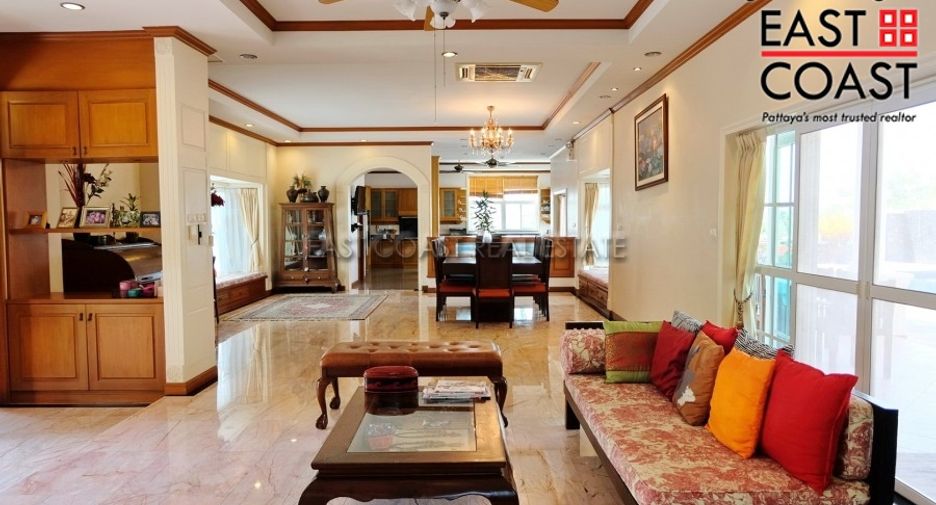 À vendre et à louer 5 chambres maison à Bang Lamung, Chonburi