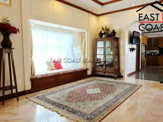 Casa en alquiler y en venta de 5 habitaciones en Bang Lamung, Chonburi