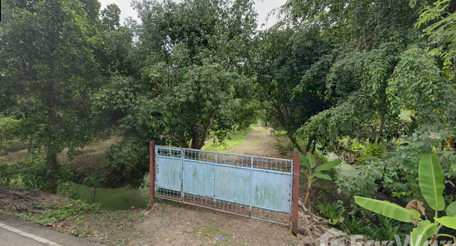 For sale land in Bang Khonthi, Samut Songkhram