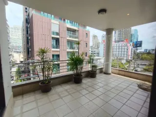 Wohnung zur Miete mit 4 Zimmer in Khlong Toei, Bangkok