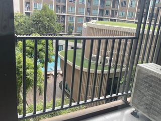 For sale 2 bed condo in Khlong Luang, Pathum Thani