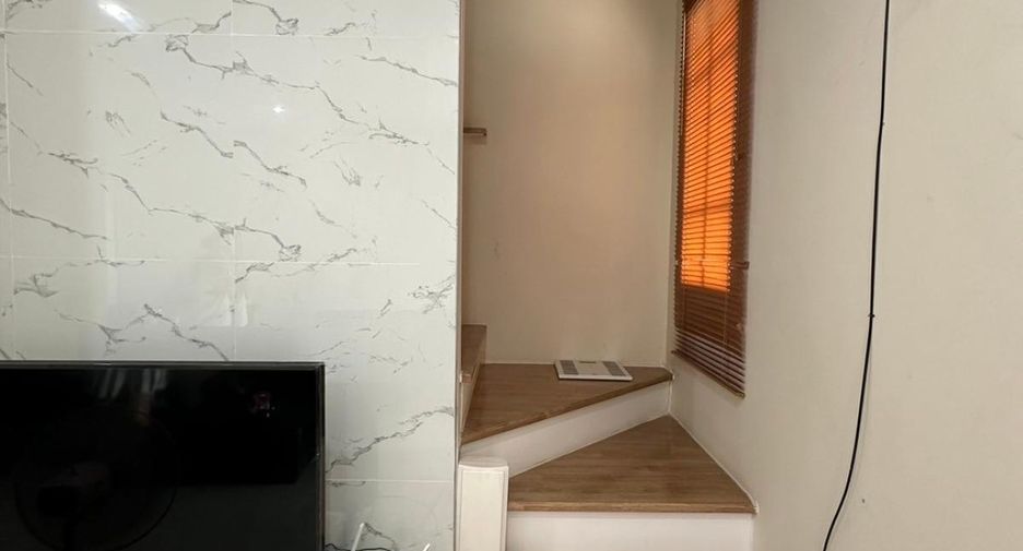 For sale 4 Beds townhouse in Mueang Nonthaburi, Nonthaburi