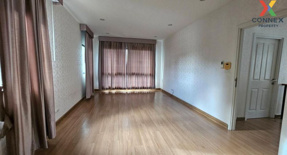 For sale 3 bed house in Pak Kret, Nonthaburi