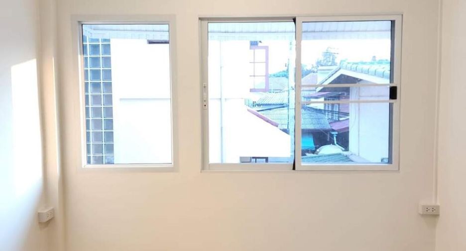 For sale 2 Beds townhouse in Mueang Nonthaburi, Nonthaburi
