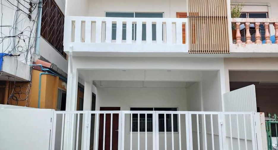 For sale 2 Beds townhouse in Mueang Nonthaburi, Nonthaburi
