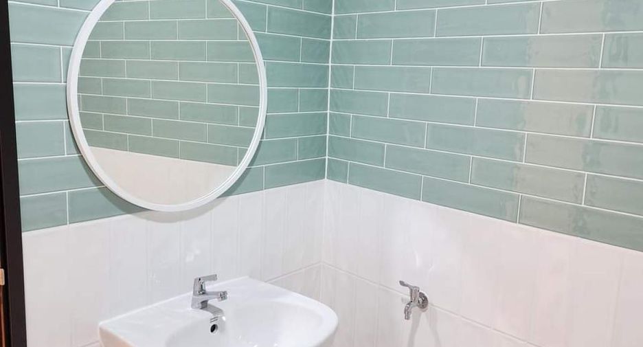 For sale 2 Beds townhouse in Mueang Nonthaburi, Nonthaburi